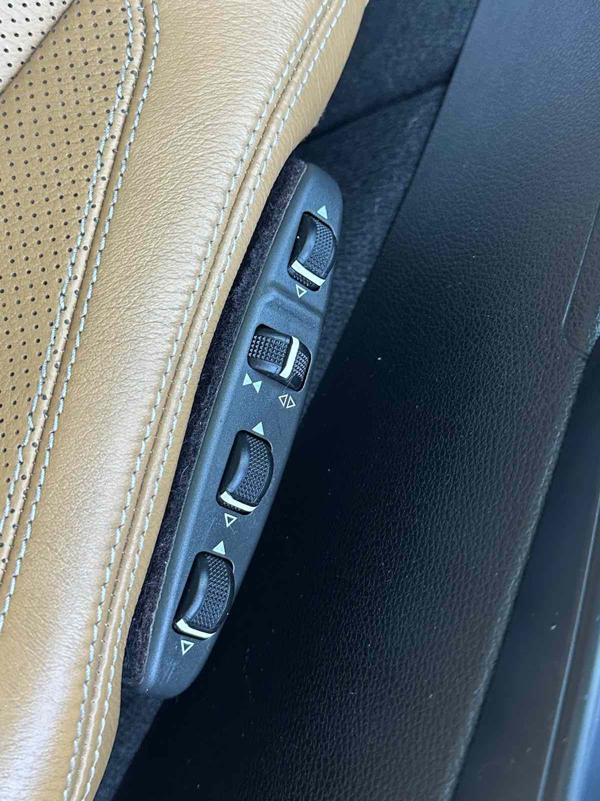 2013 Mercedes Benz E 350 Cabriolet photo 34