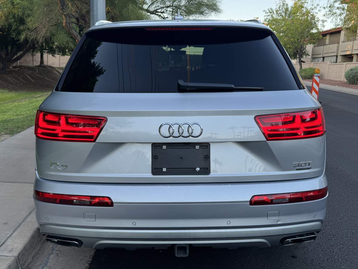 2017 Audi Q7 Premium Plus photo 9