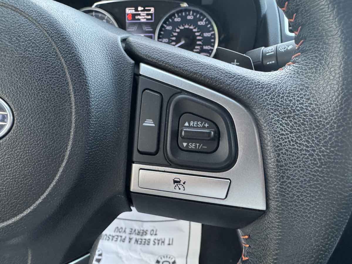 2017 Subaru Crosstrek Limited photo 17