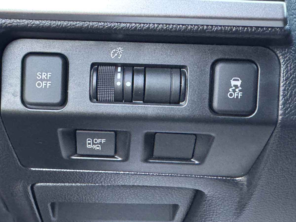 2017 Subaru Crosstrek Limited photo 19