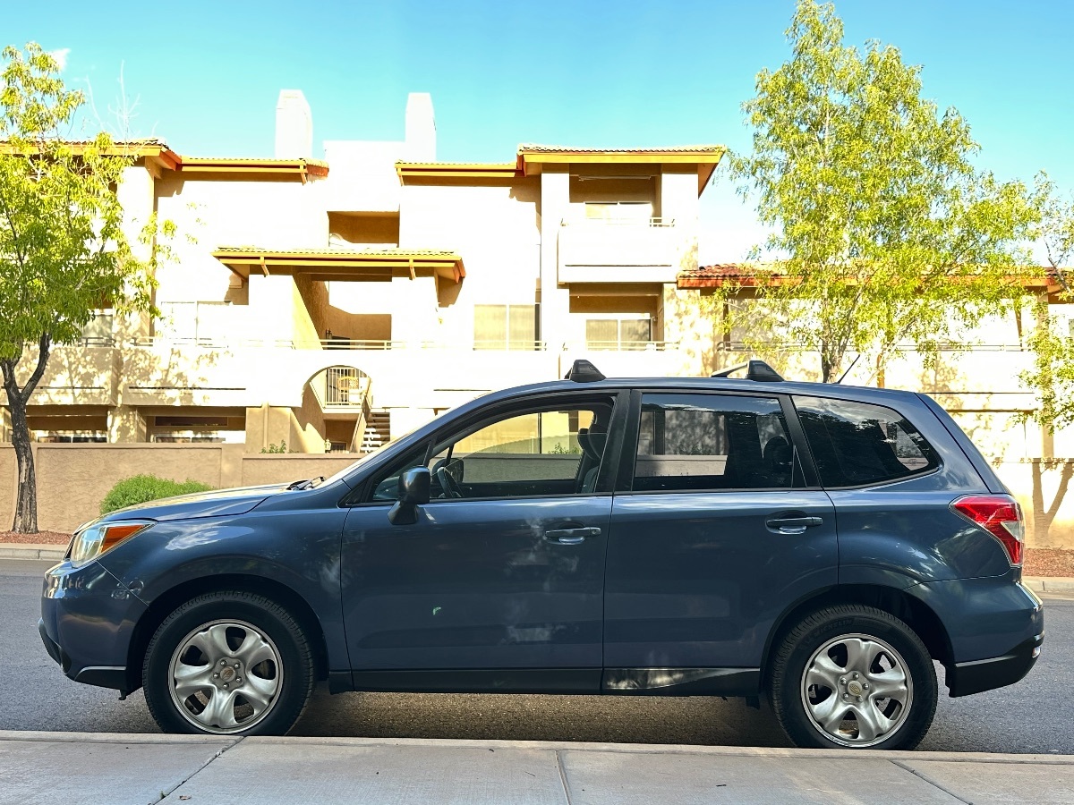 2014 Subaru Forester 2.5i photo 3