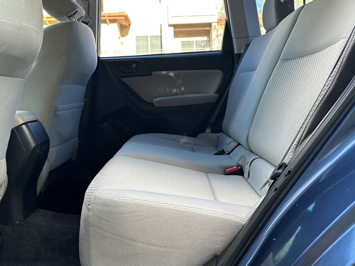 2014 Subaru Forester 2.5i photo 28