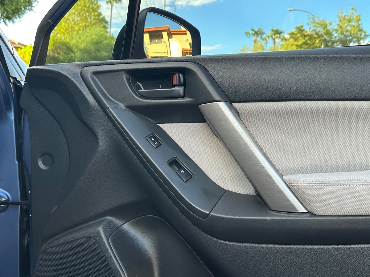 2014 Subaru Forester 2.5i photo 37