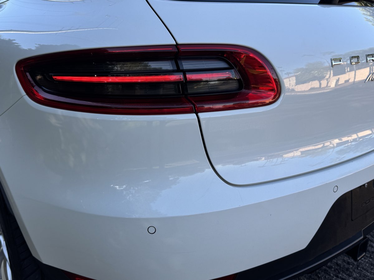 2016 Porsche Macan S photo 7