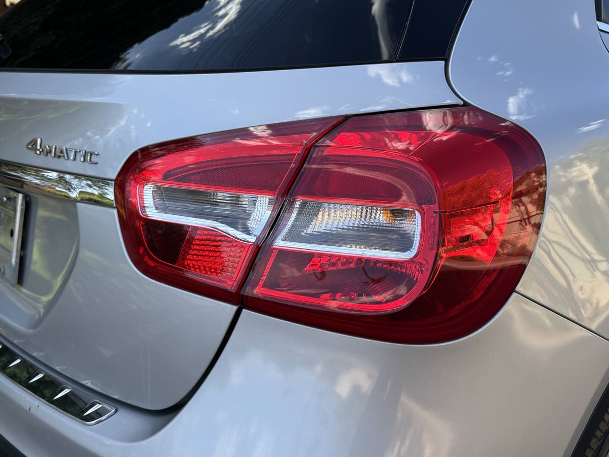2018 Mercedes Benz GLA 250 4MATIC photo 8
