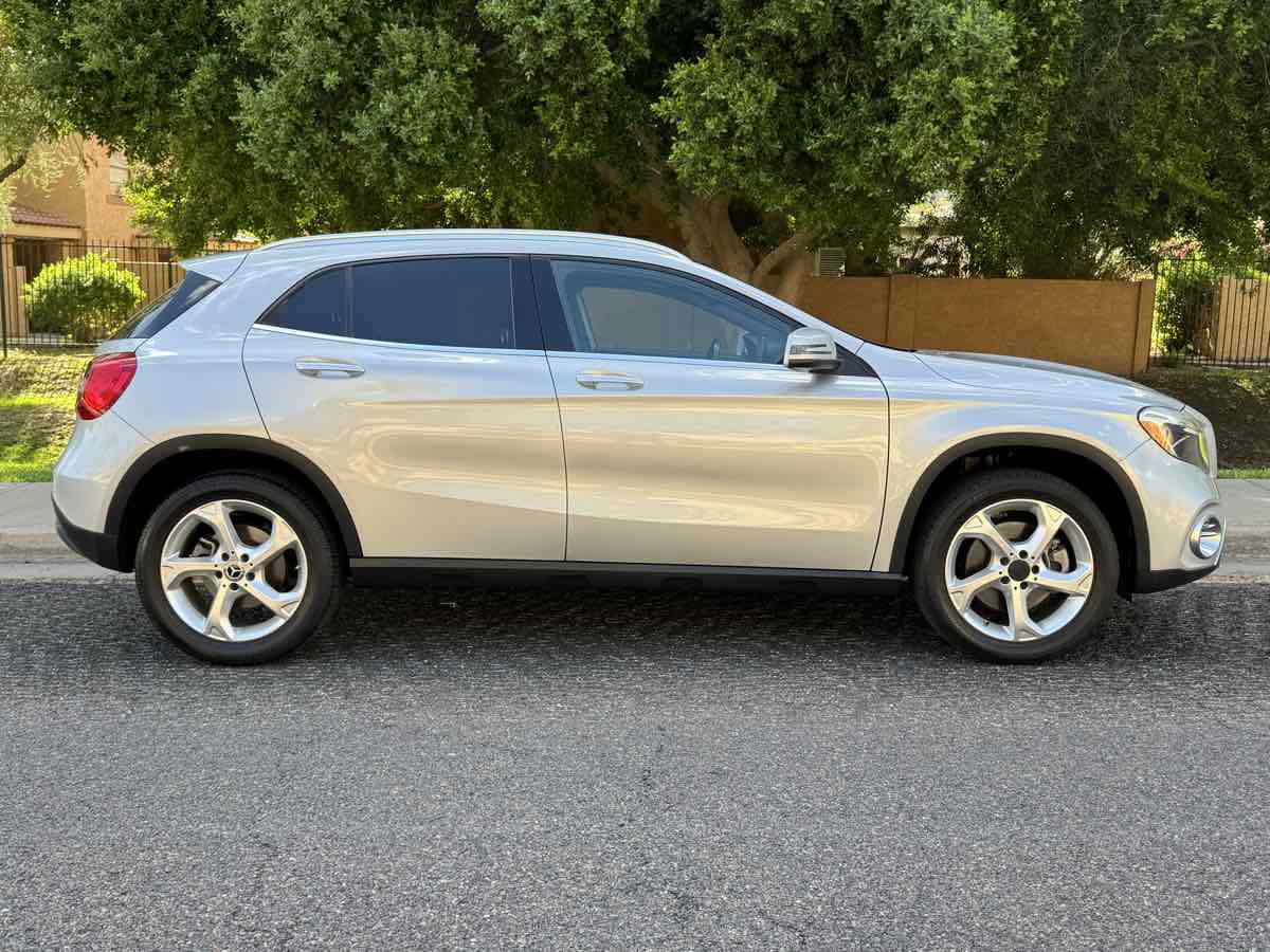 2018 Mercedes Benz GLA 250 4MATIC photo 13