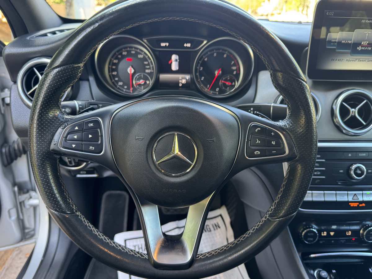 2018 Mercedes-Benz GLA-Class GLA250 - Photo 17