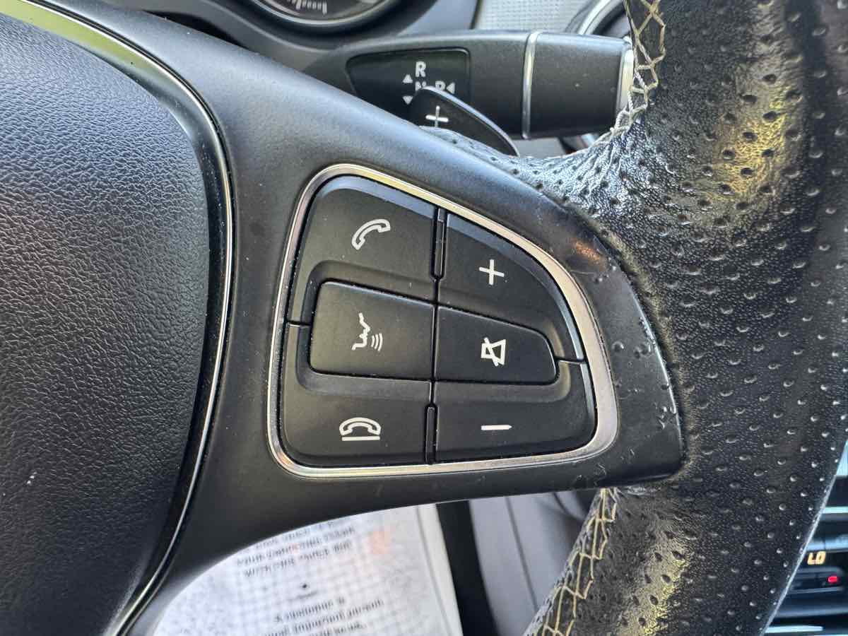 2018 Mercedes Benz GLA 250 4MATIC photo 19