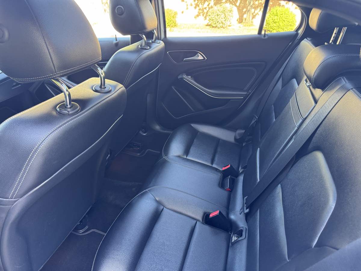2018 Mercedes Benz GLA 250 4MATIC photo 32