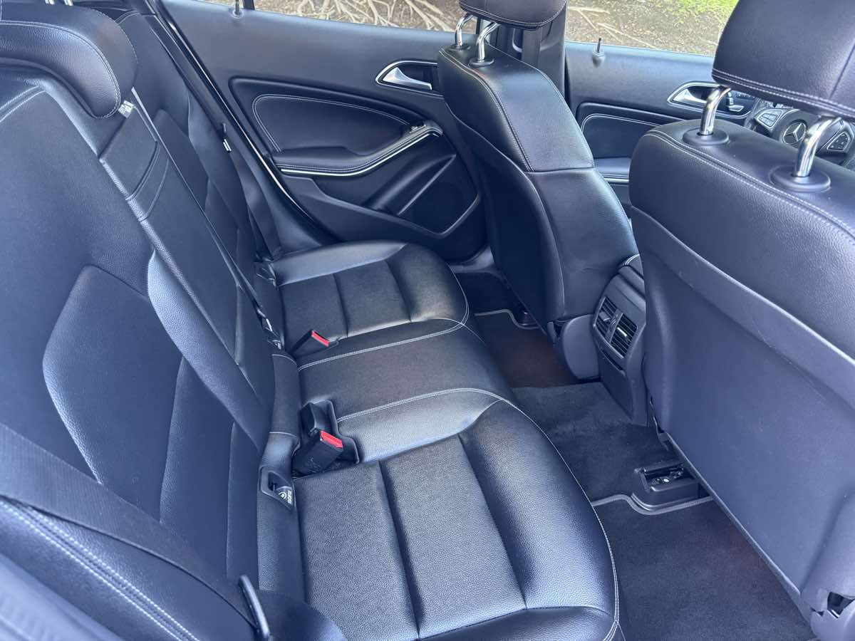 2018 Mercedes Benz GLA 250 4MATIC photo 35