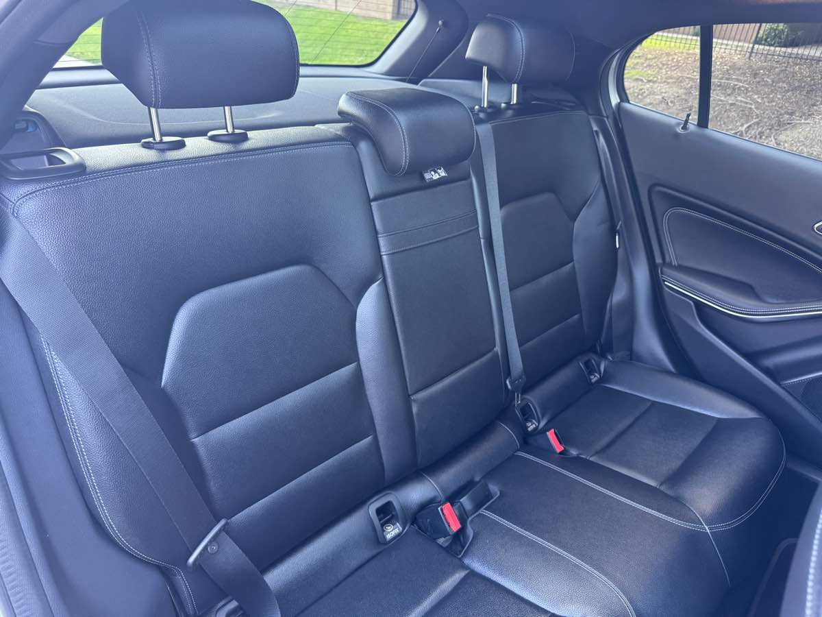 2018 Mercedes Benz GLA 250 4MATIC photo 36