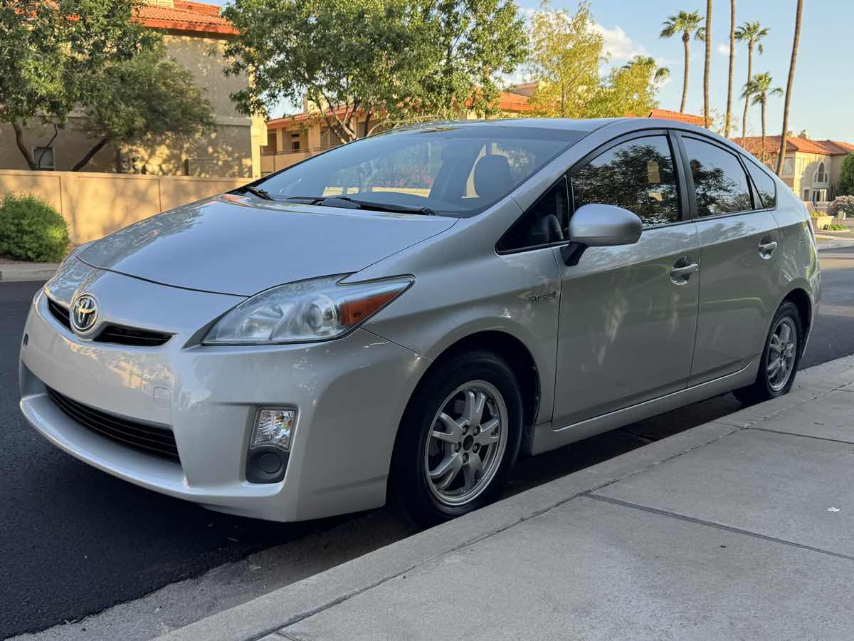 2010 Toyota Prius I SE photo 4