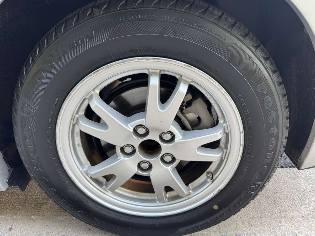 2010 Toyota Prius I SE photo 41
