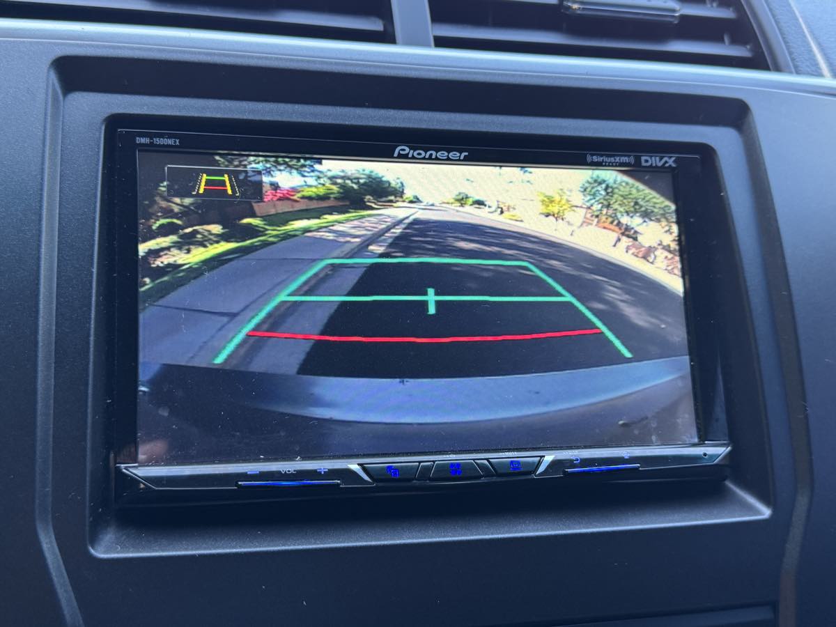 2015 Toyota Camry LE photo 22