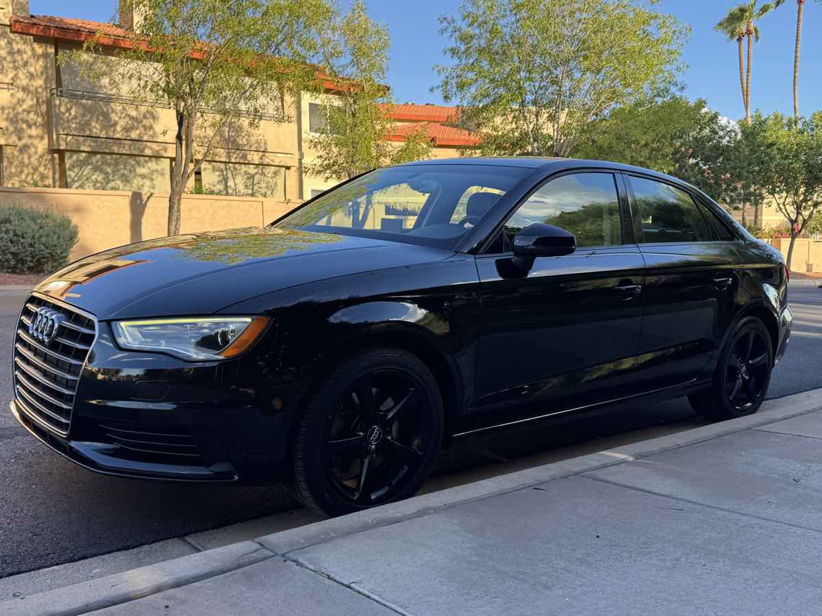 2015 Audi A3 1.8T Premium photo 4