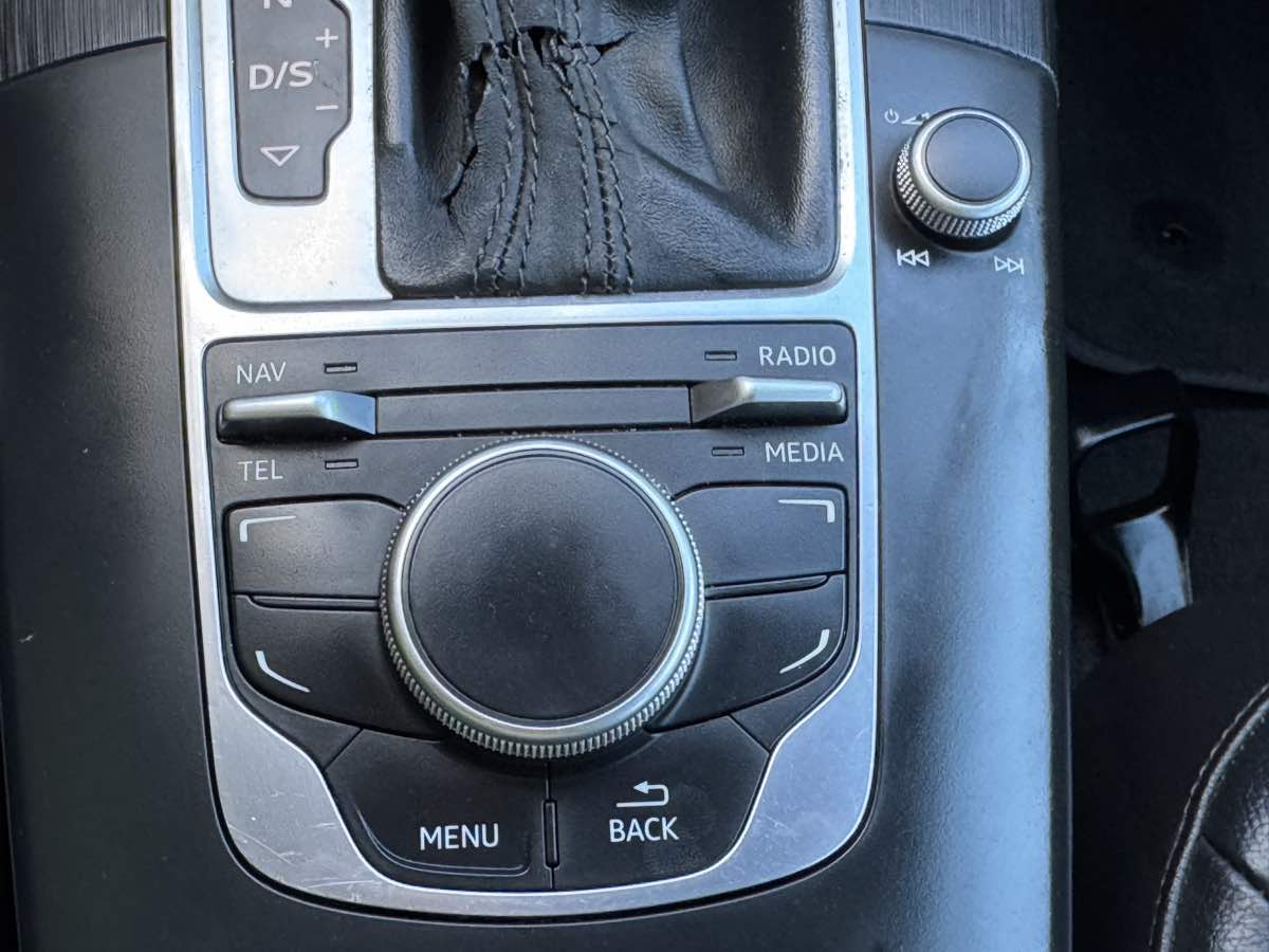 2015 Audi A3 1.8T Premium photo 24