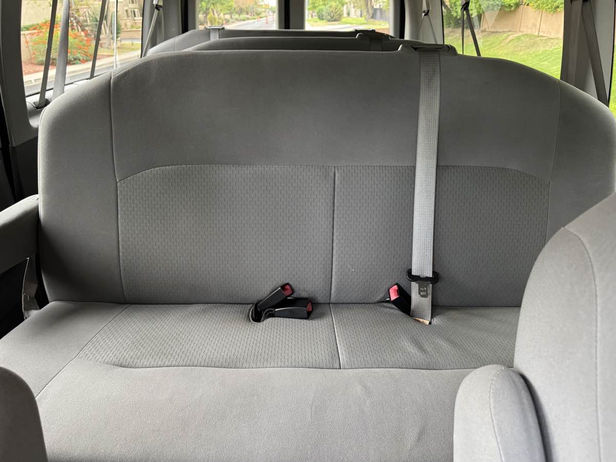 2012 Ford E-350 photo 20