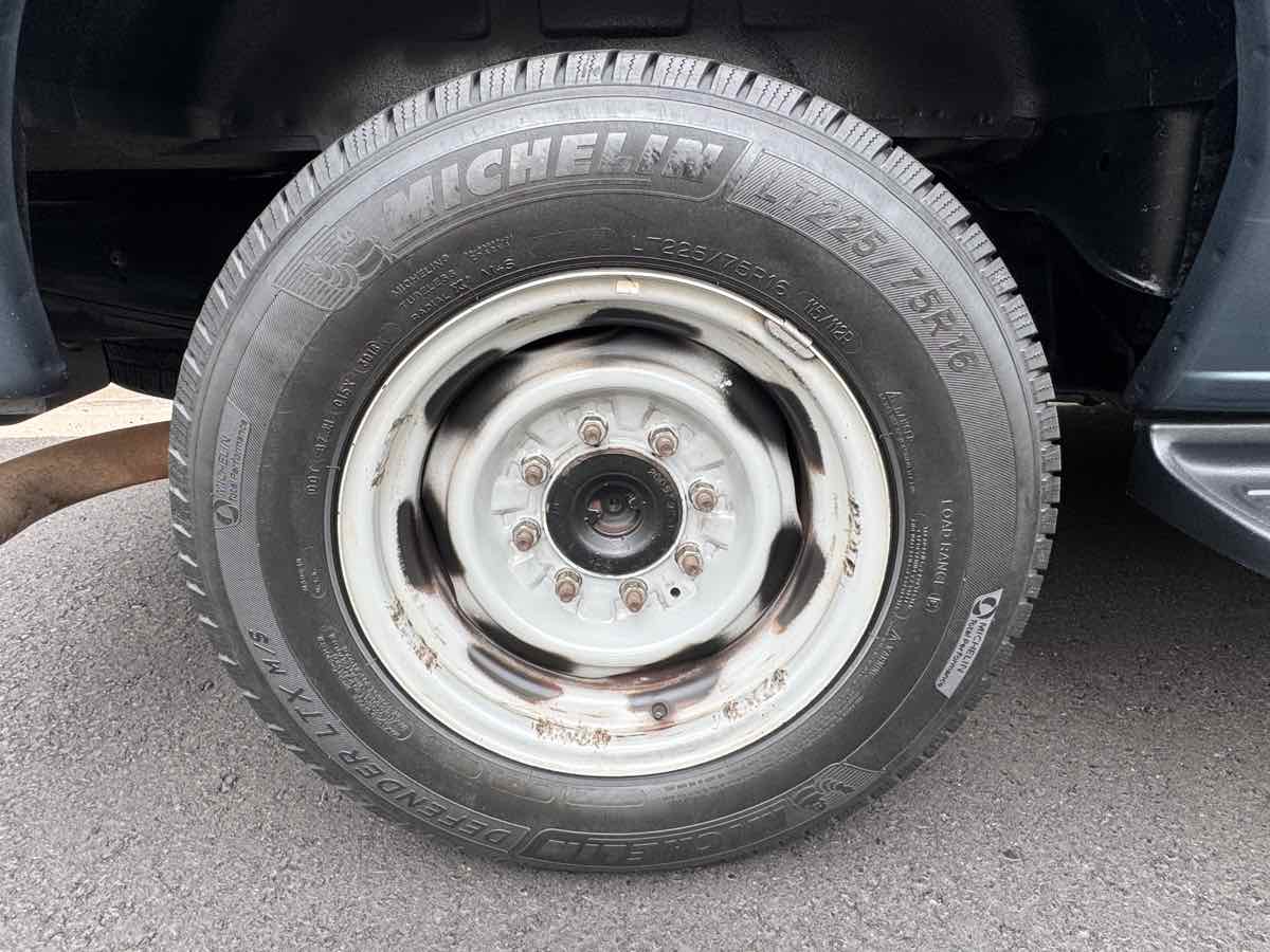 2012 Ford E-350 photo 38