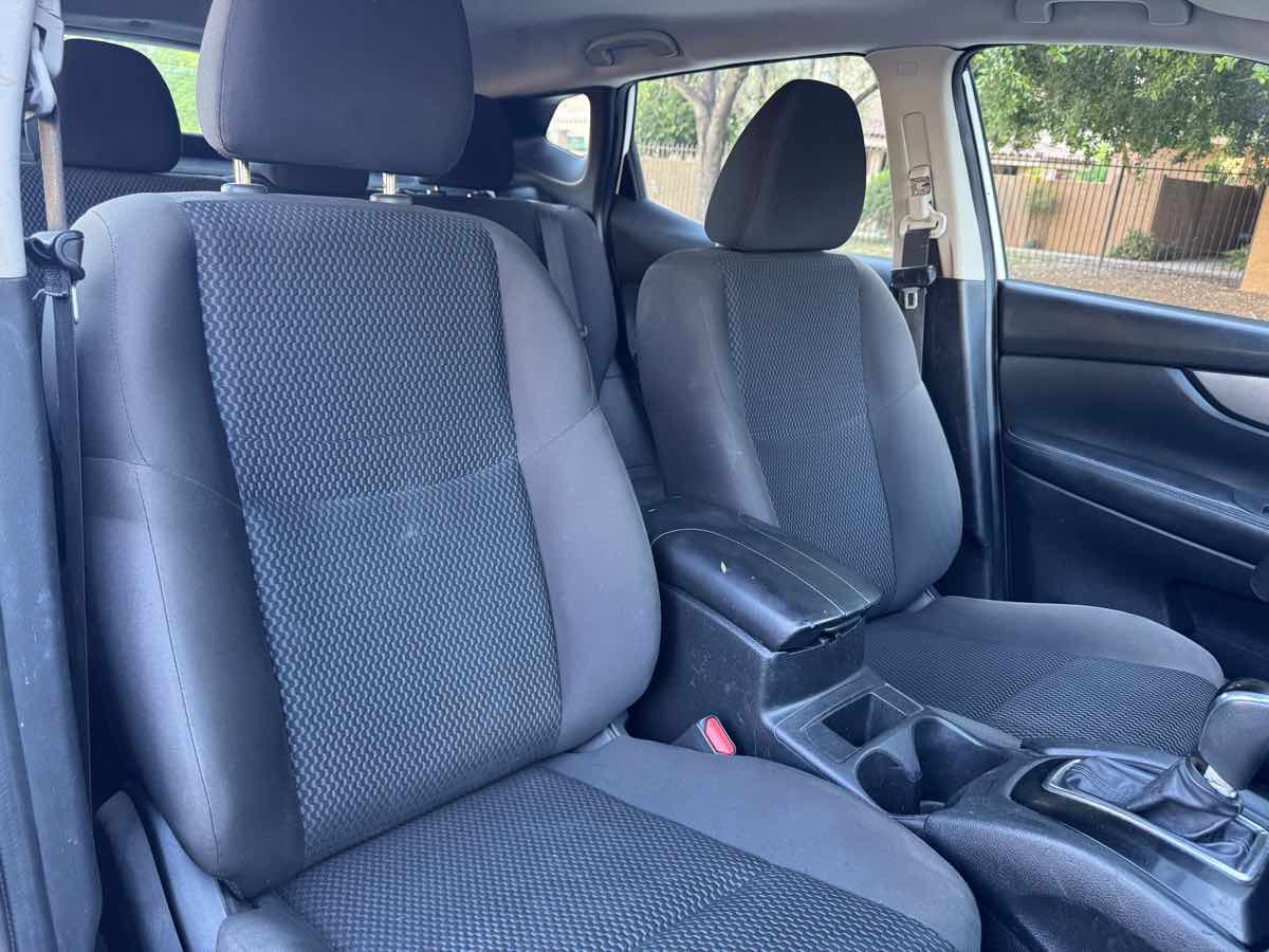 2018 Nissan Rogue Sport S photo 27