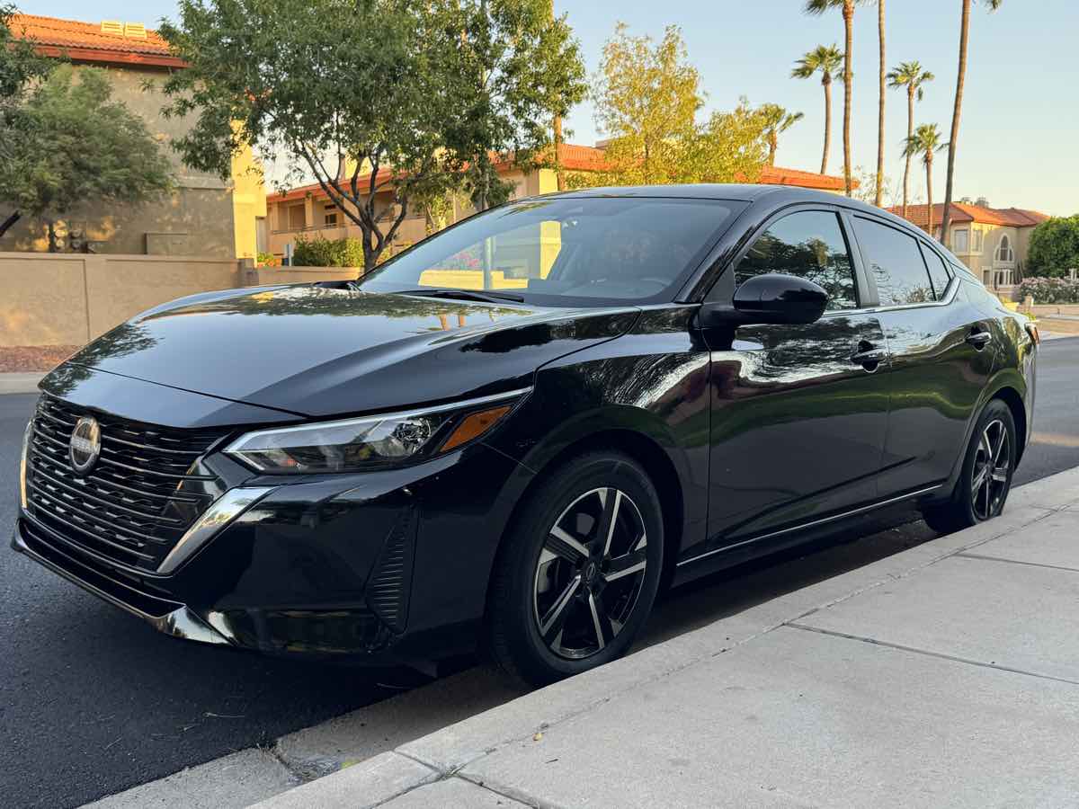 2024 Nissan Sentra SV photo 4
