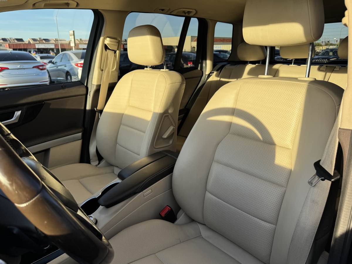 2015 Mercedes-Benz GLK-Class GLK350 - Photo 9