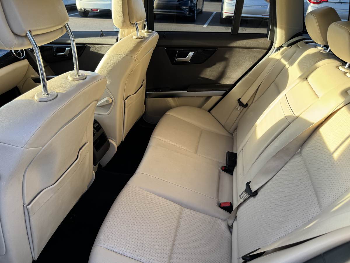 2015 Mercedes-Benz GLK-Class GLK350 - Photo 11
