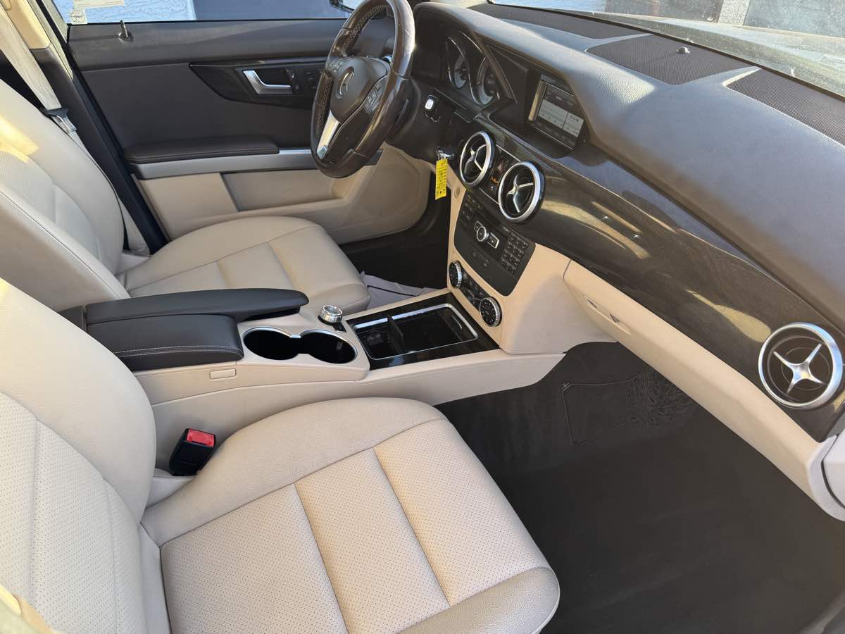 2015 Mercedes-Benz GLK-Class GLK350 - Photo 24