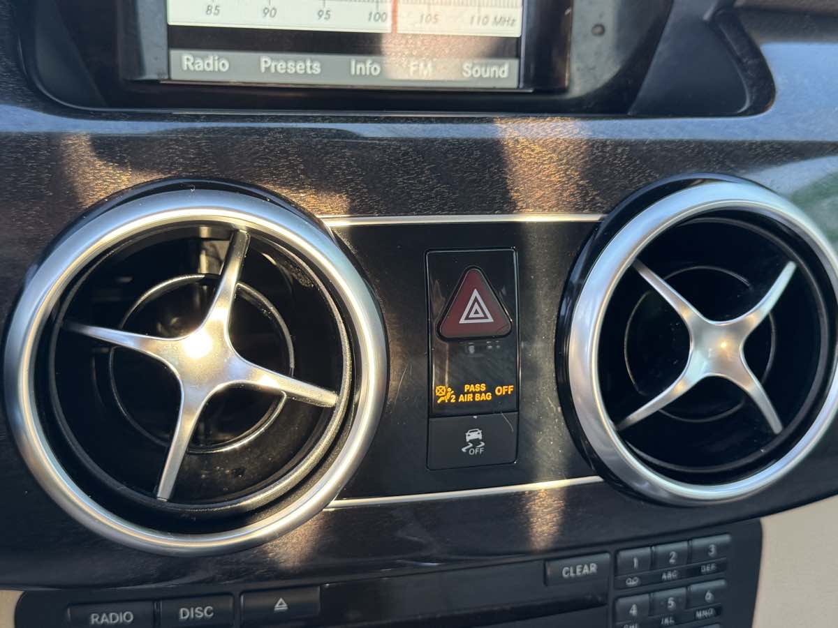 2015 Mercedes-Benz GLK-Class GLK350 - Photo 35