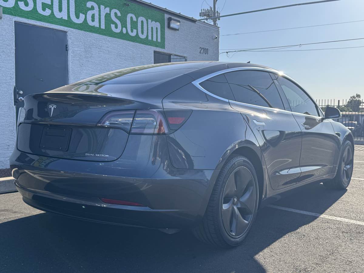 2019 Tesla Model 3 Base - Photo 4