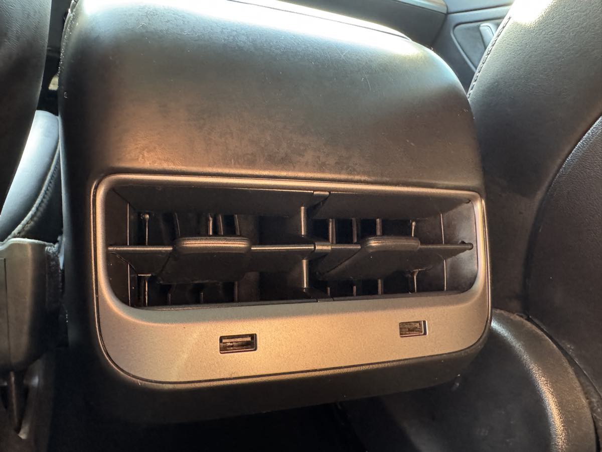 2019 Tesla Model 3 Base - Photo 17