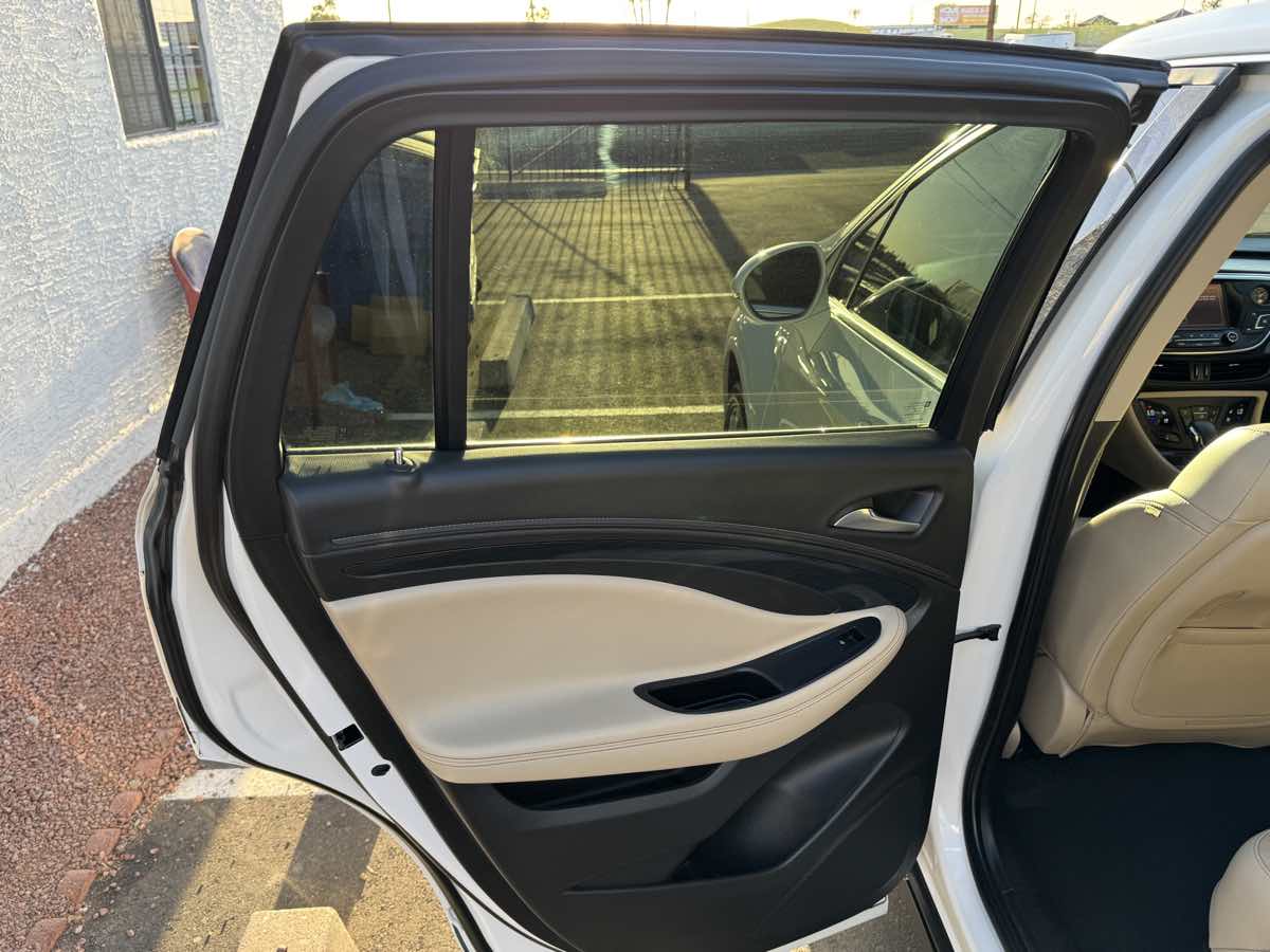 2017 Buick Envision Premium II - Photo 12