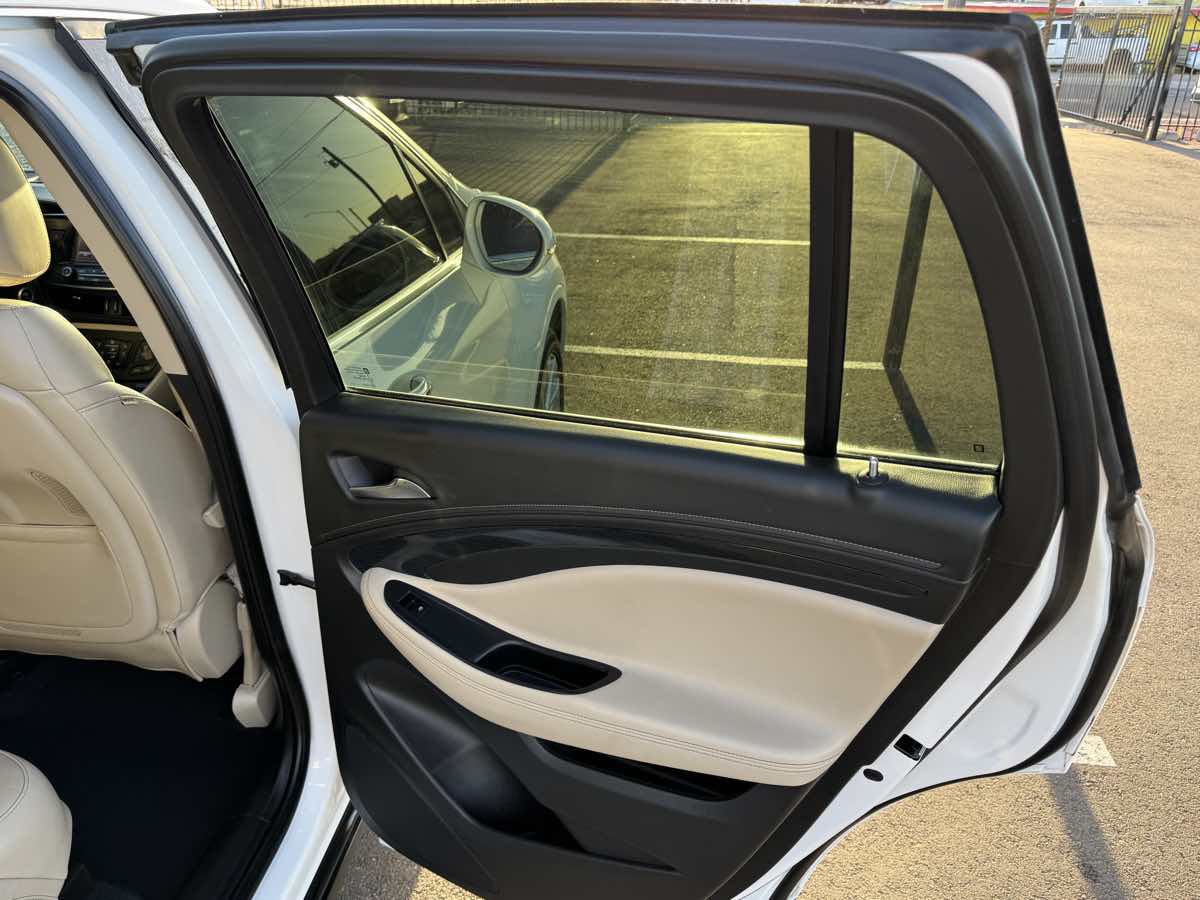 2017 Buick Envision Premium II - Photo 22