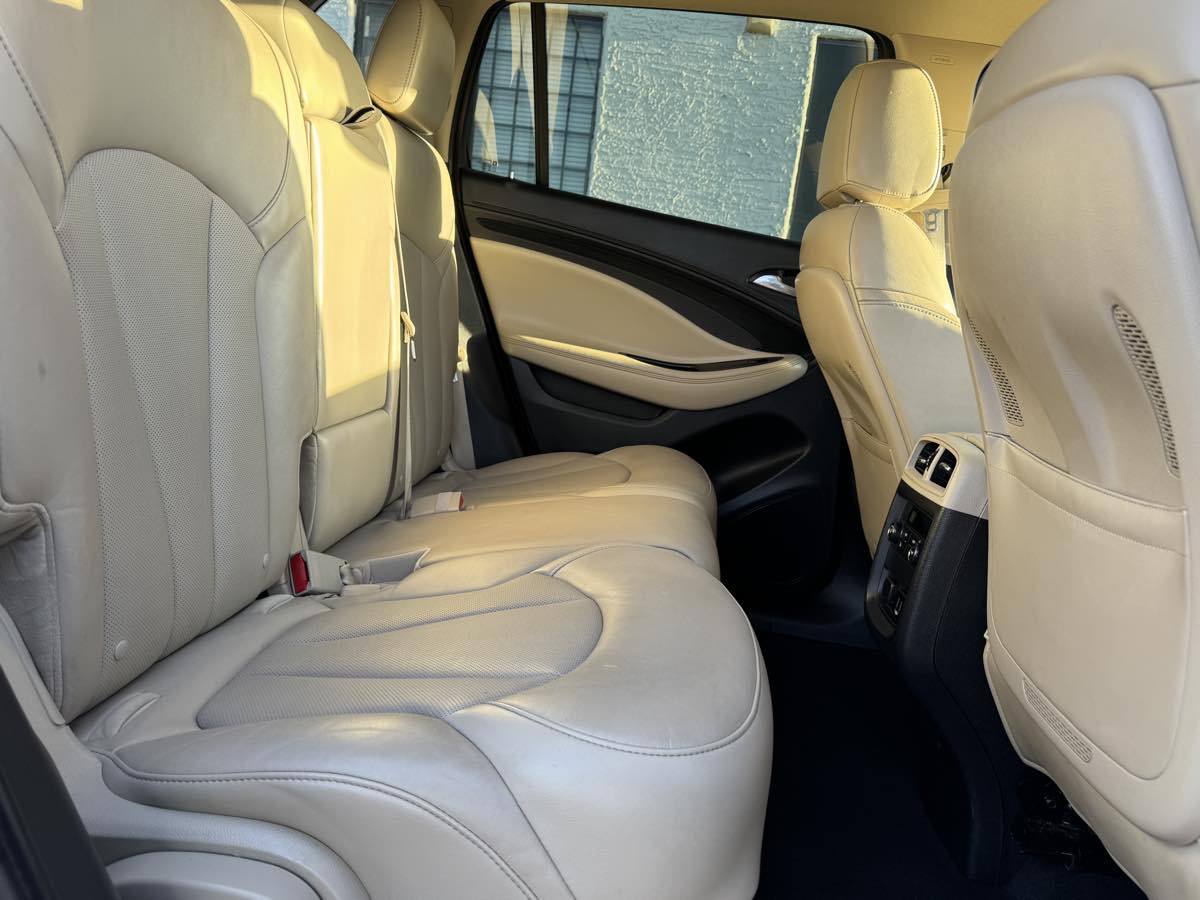 2017 Buick Envision Premium II - Photo 24