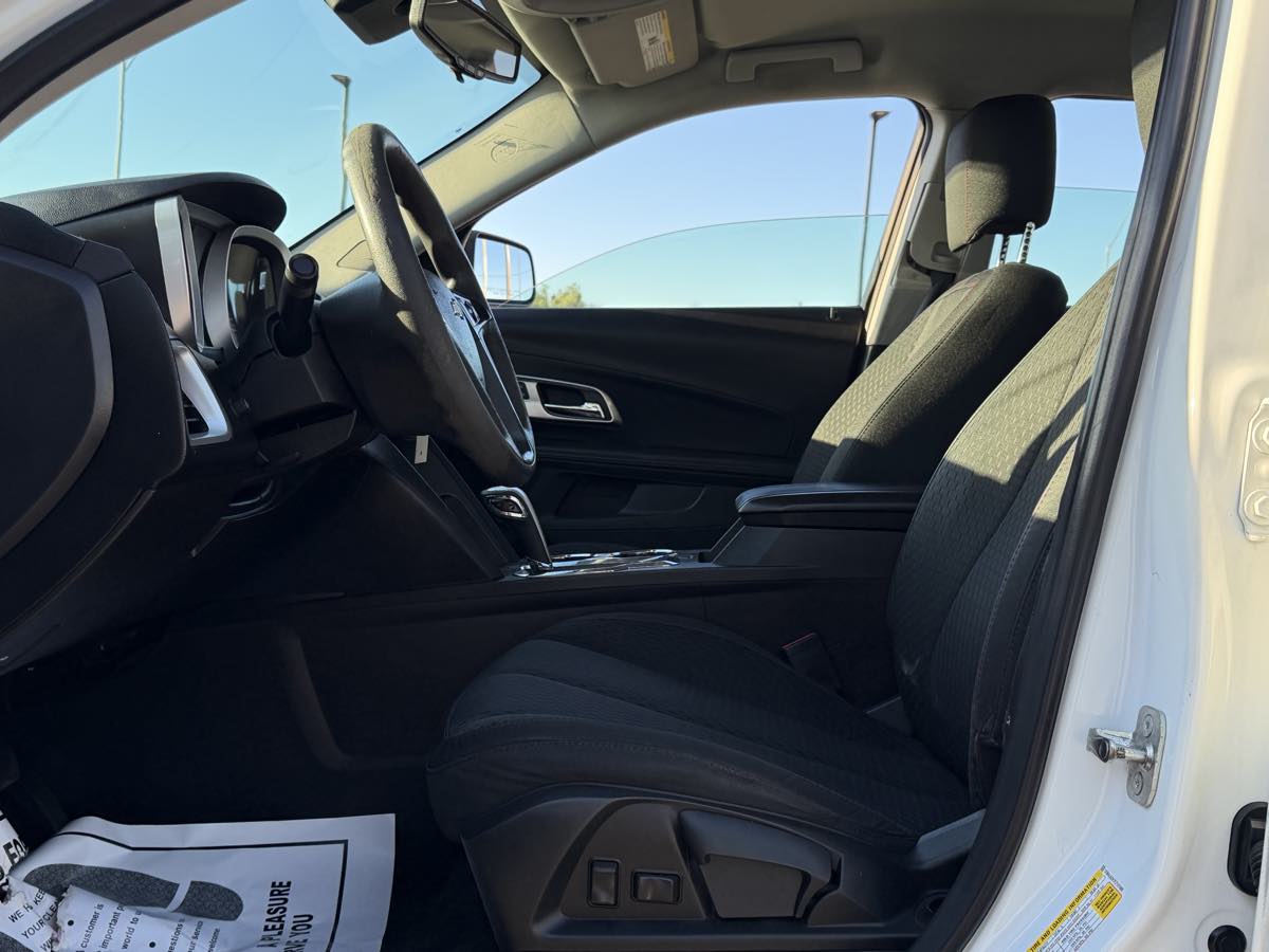 2015 Chevrolet Equinox LS - Photo 8