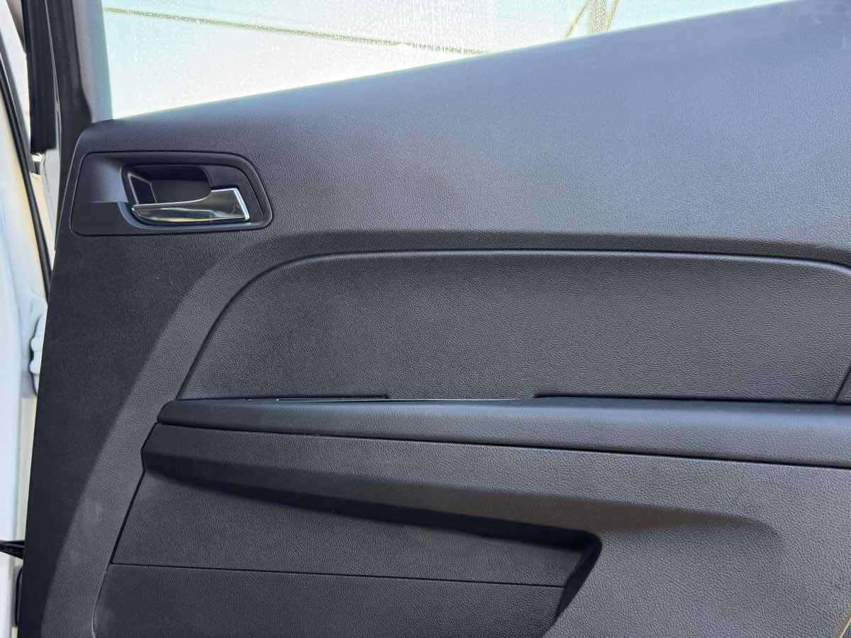 2015 Chevrolet Equinox LS - Photo 37