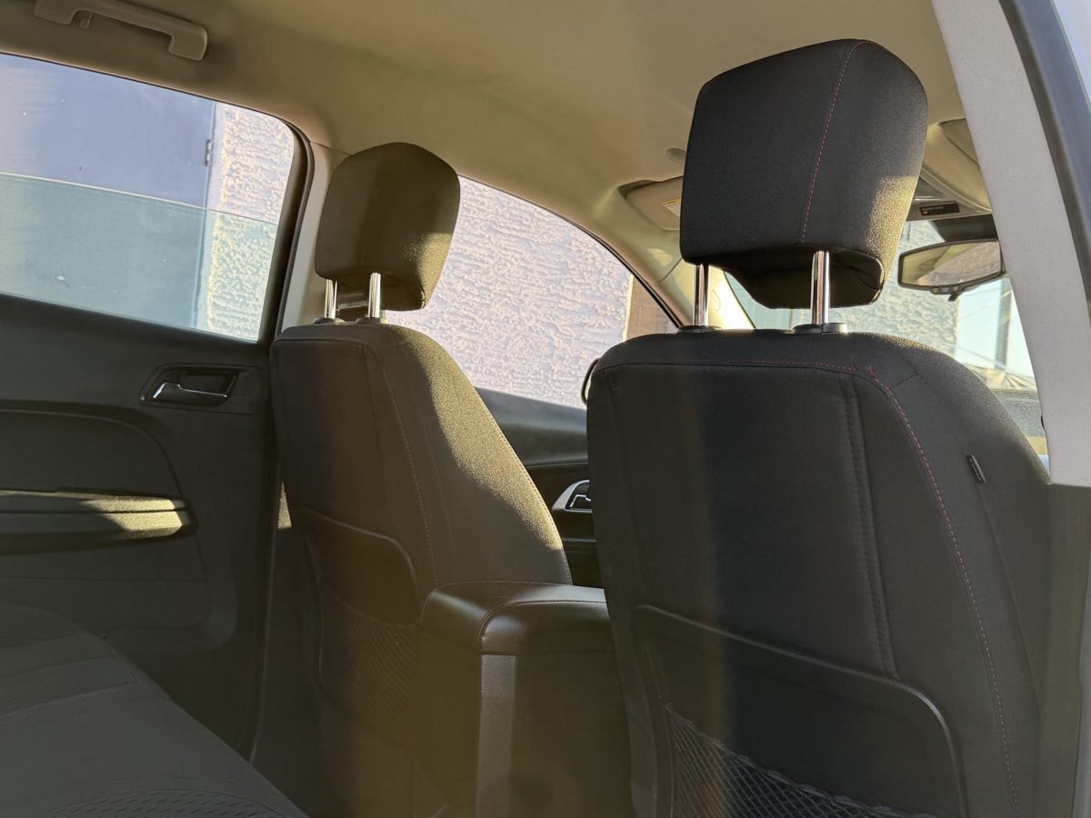 2015 Chevrolet Equinox LS - Photo 39