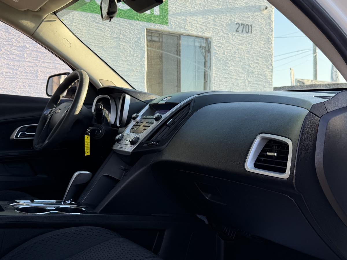 2015 Chevrolet Equinox LS - Photo 43