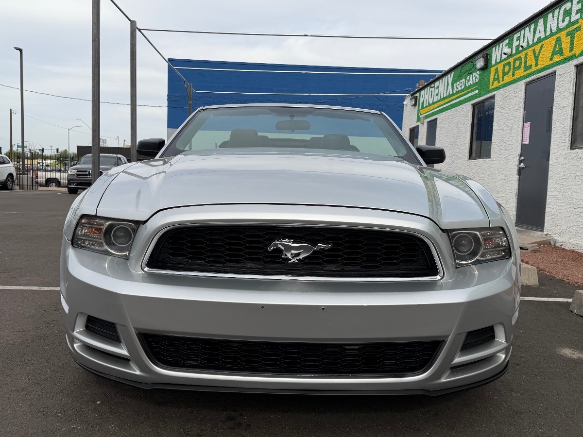 2014 Ford Mustang V6 - Photo 8