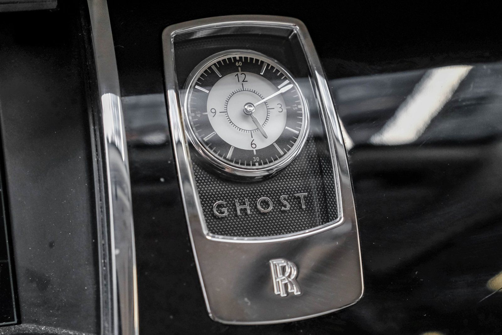 2014 Rolls-Royce Ghost Base - Photo 37