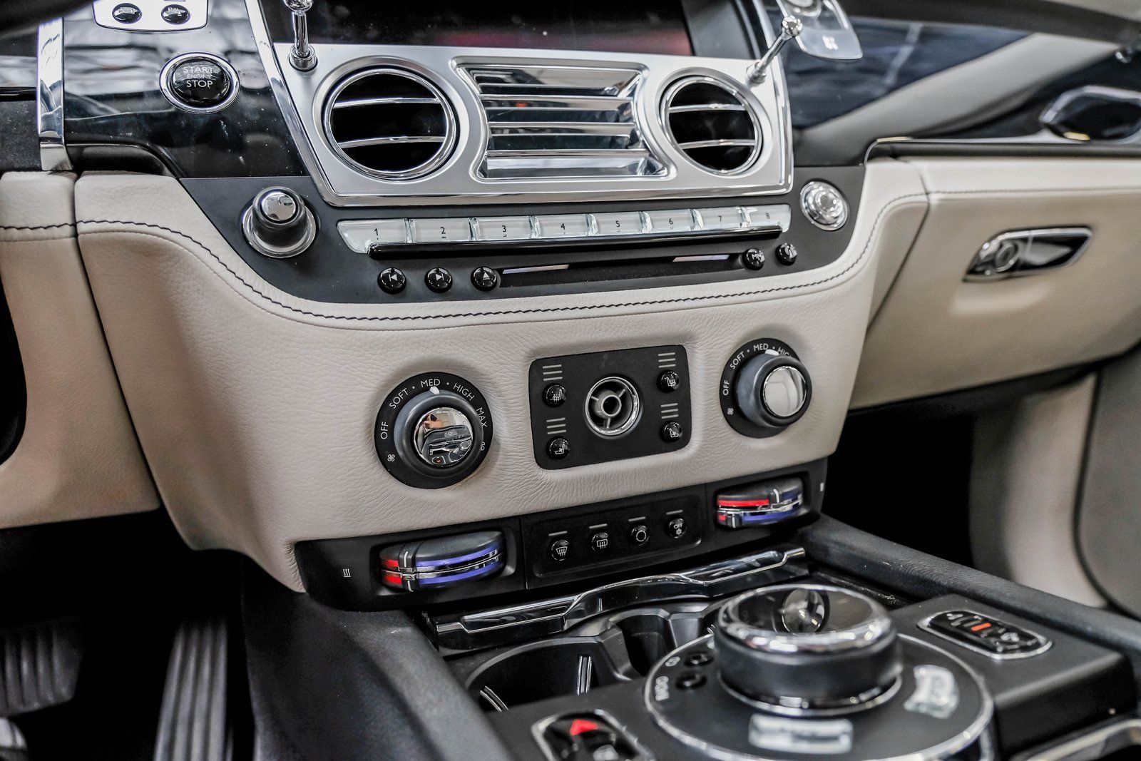 2014 Rolls-Royce Ghost Base - Photo 38