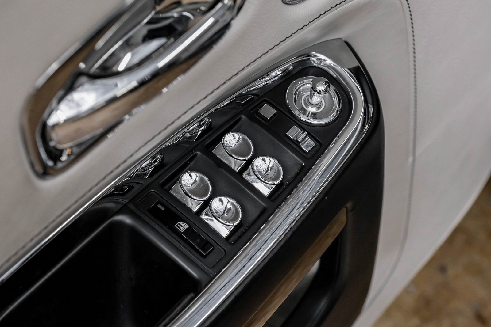 2014 Rolls-Royce Ghost Base - Photo 57