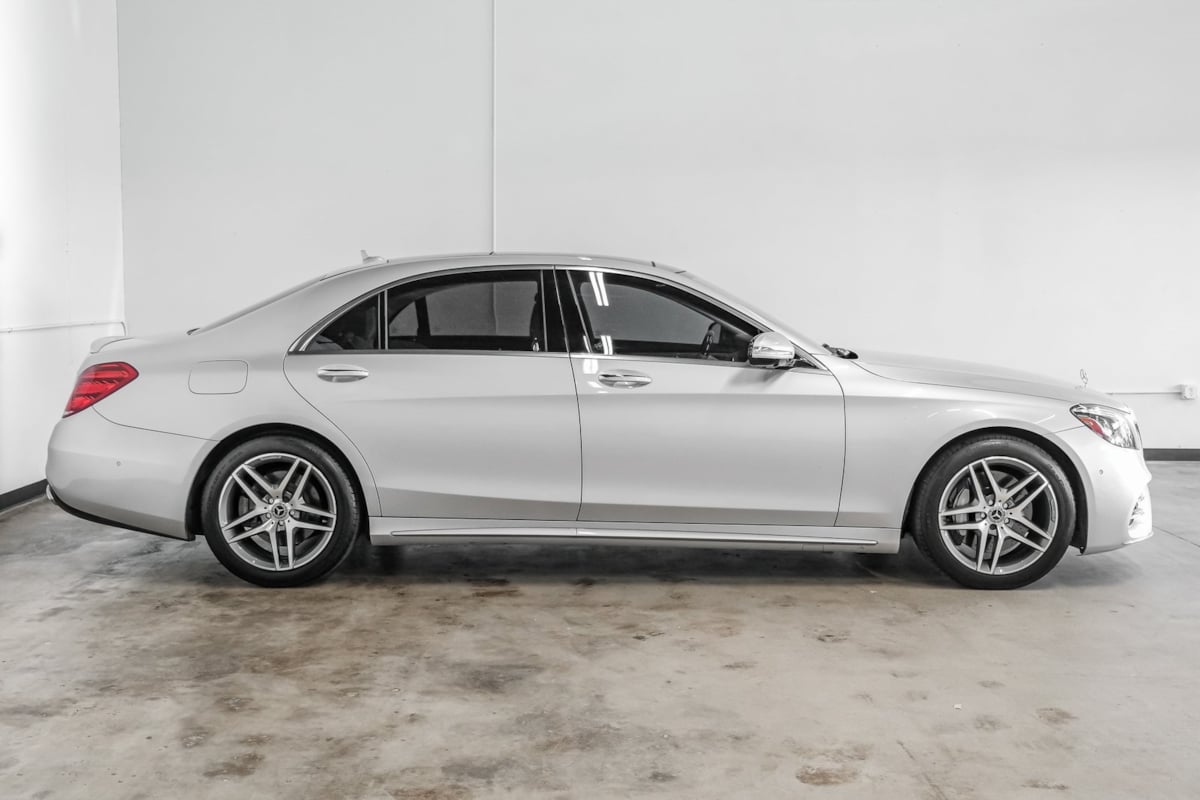2019 Mercedes Benz S 560 photo 2