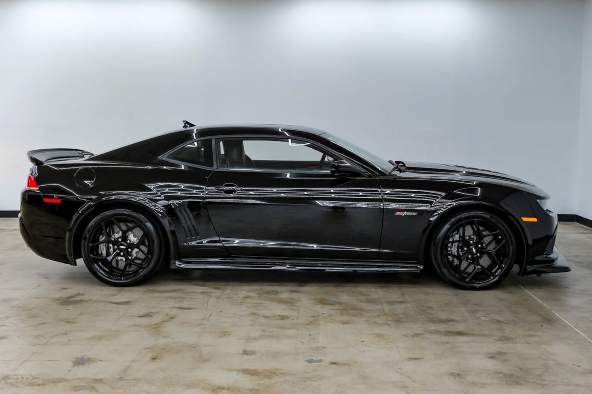 2015 Chevrolet Camaro photo 6