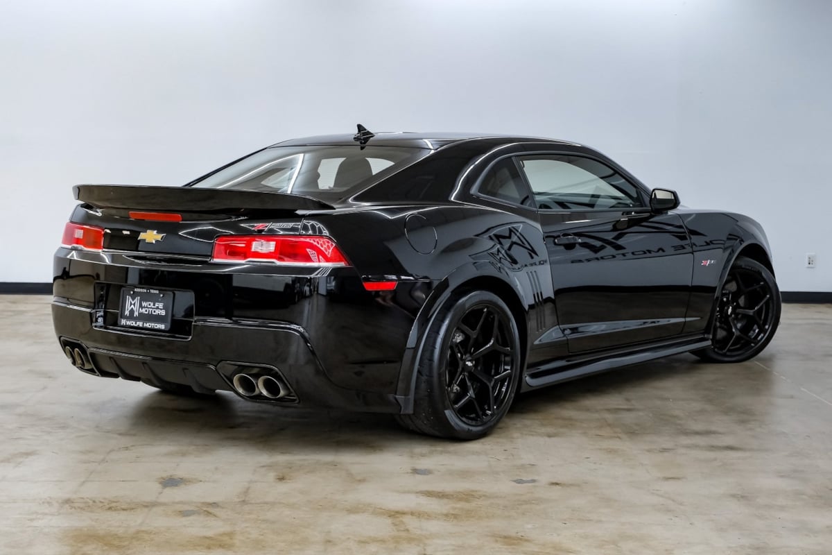 2015 Chevrolet Camaro photo 7