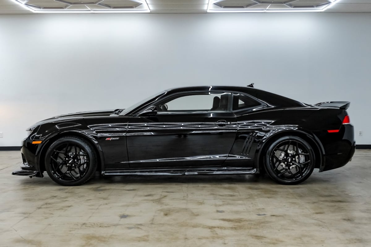 2015 Chevrolet Camaro photo 10