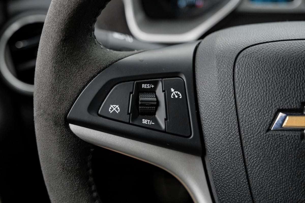 2015 Chevrolet Camaro photo 17