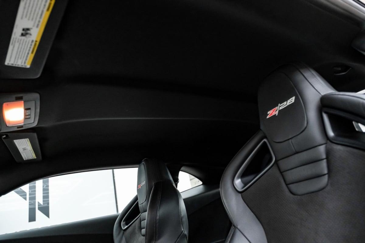 2015 Chevrolet Camaro photo 27