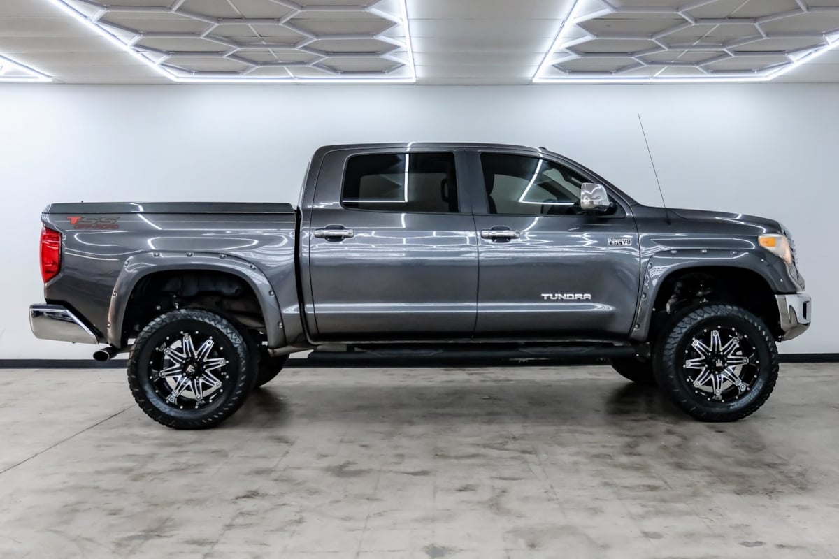 2015 Toyota Tundra SR5 Grade photo 4