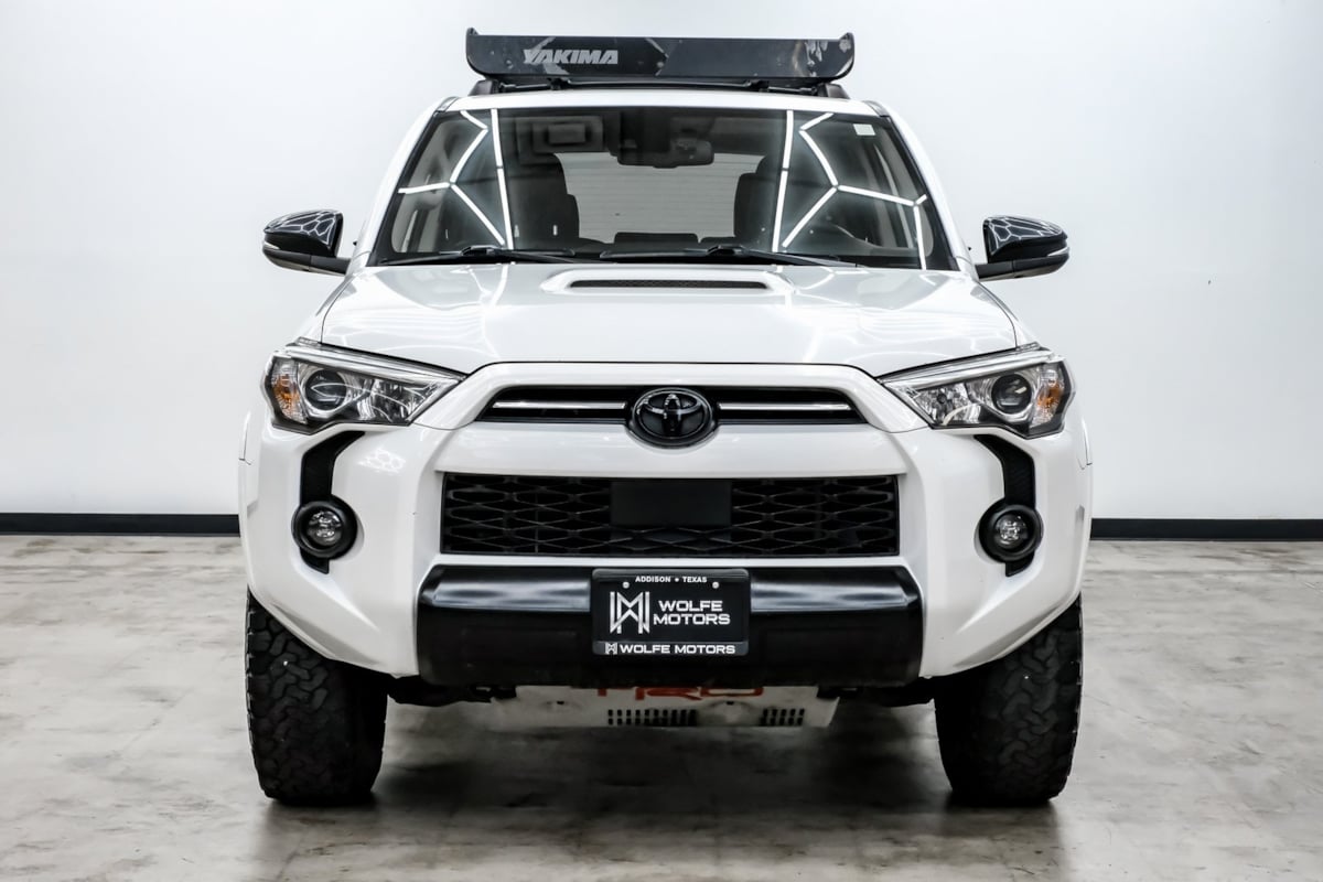 2021 Toyota 4Runner Venture Special Edition photo 4