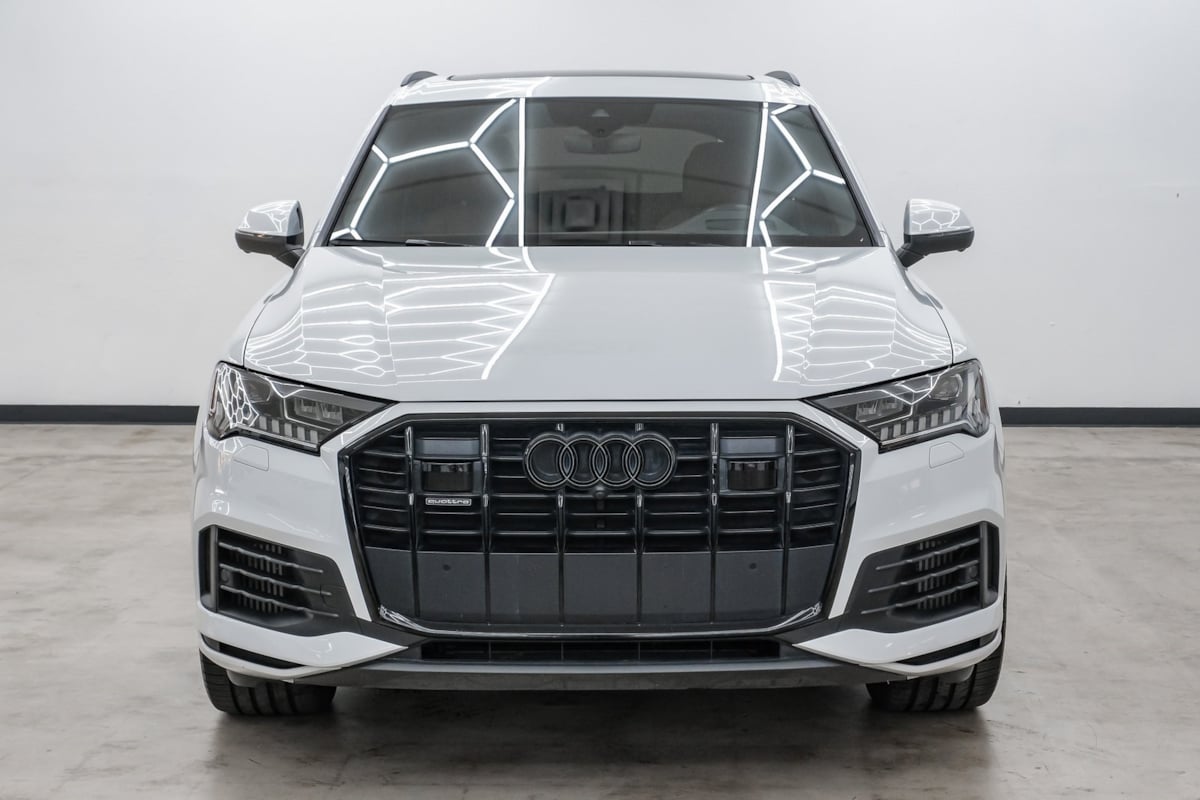 2022 Audi Q7 55 Prestige photo 4